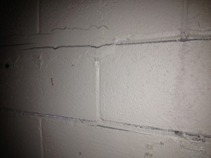 Horizontal Crack on Block Wall